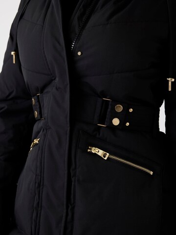 GUESS Winter Jacket in Black