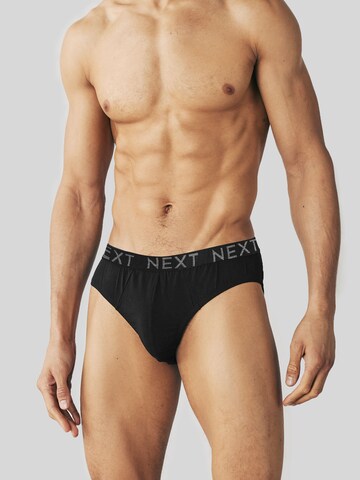 Next - Braga en negro