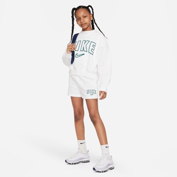 Nike Sportswear Regular Sportshorts in Weiß