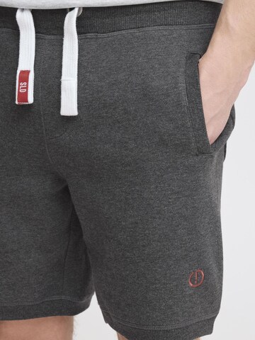 !Solid Regular Broek in Grijs