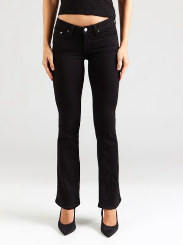 WEEKDAYBootcut/trapezice Traperice 'Luna' - crna boja: prednji dio