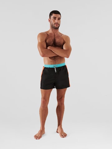 Karl Lagerfeld Boardshorts in Schwarz