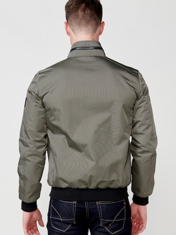 KOROSHI Between-season jacket in Green