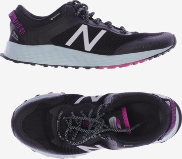 new balance Sneakers & Trainers in 40 in Black: front