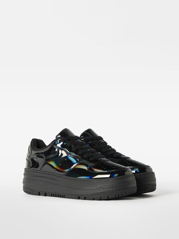 Bershka Sneaker in Schwarz