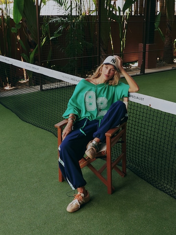 Kamila Šikl Baggy Hose in Blau