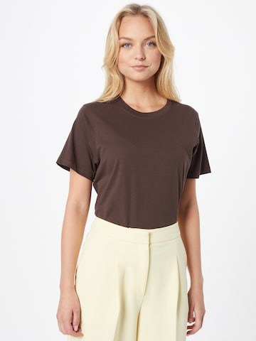 T-shirt 'Essence Standard' WEEKDAY en marron : devant