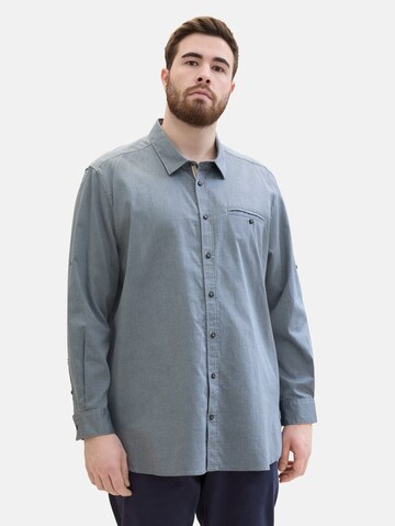 TOM TAILOR Men + Regular fit Button Up Shirt in Blue: front