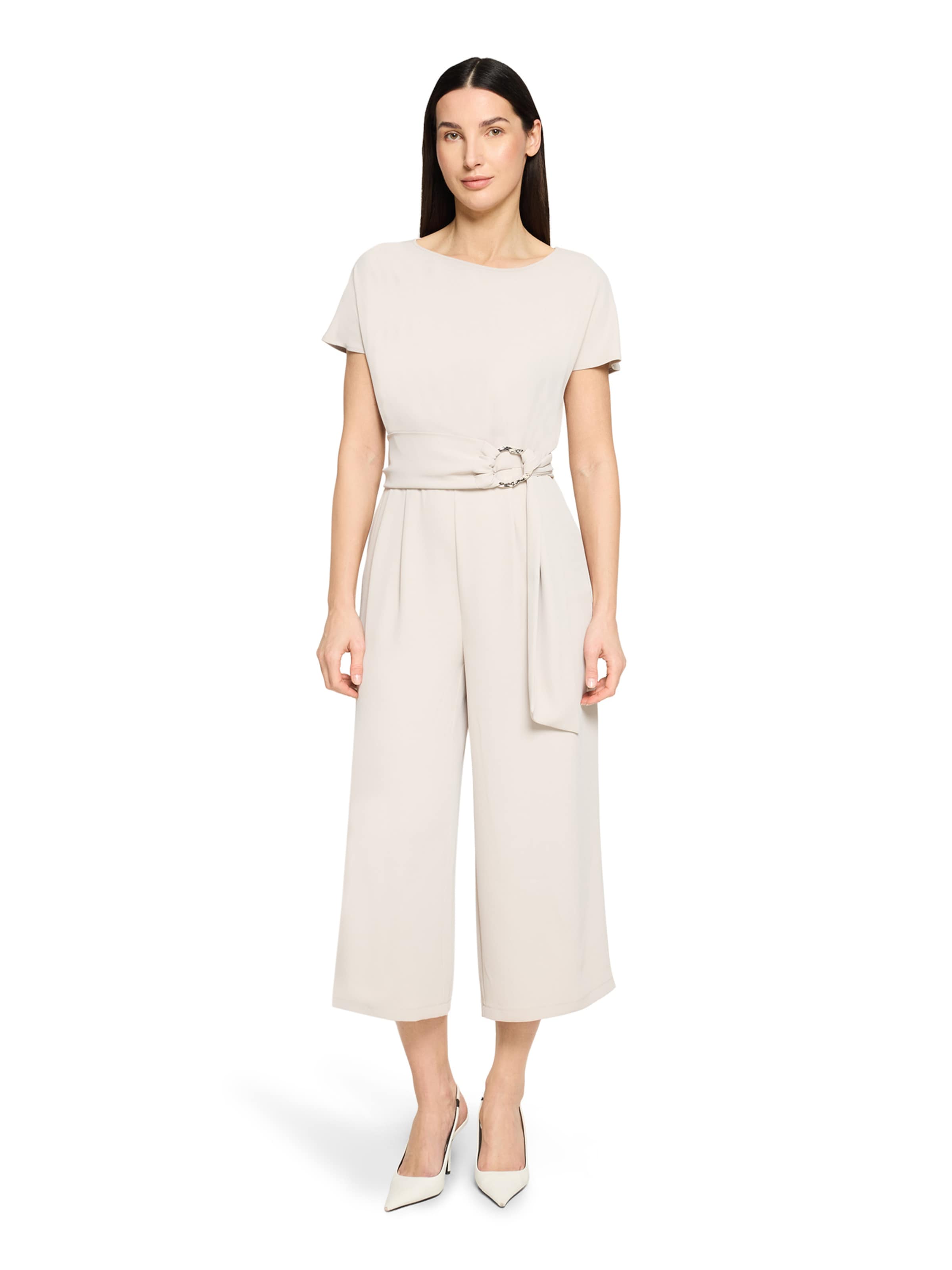 Betty Barclay Jumpsuit in Beige: voorkant