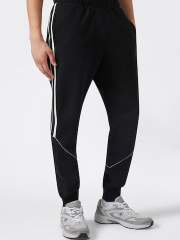 Champion Authentic Athletic Apparel Tapered Bukser i sort: forside