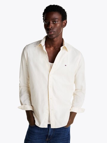 TOMMY HILFIGER Slim Fit Hemd in Beige: Vorderseite