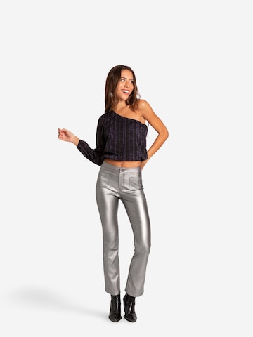 Camicia da donna di THE-ARE in lilla