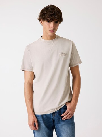 GUESS T-Shirt in Beige: Vorderseite