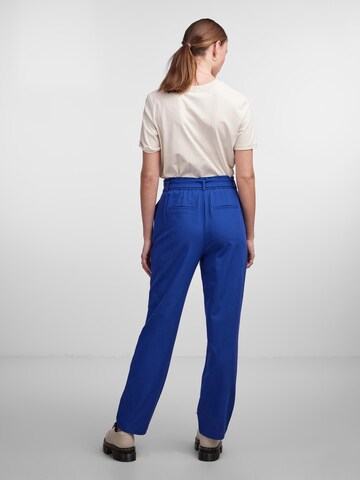 regular Pantaloni 'Bosella' di PIECES in blu