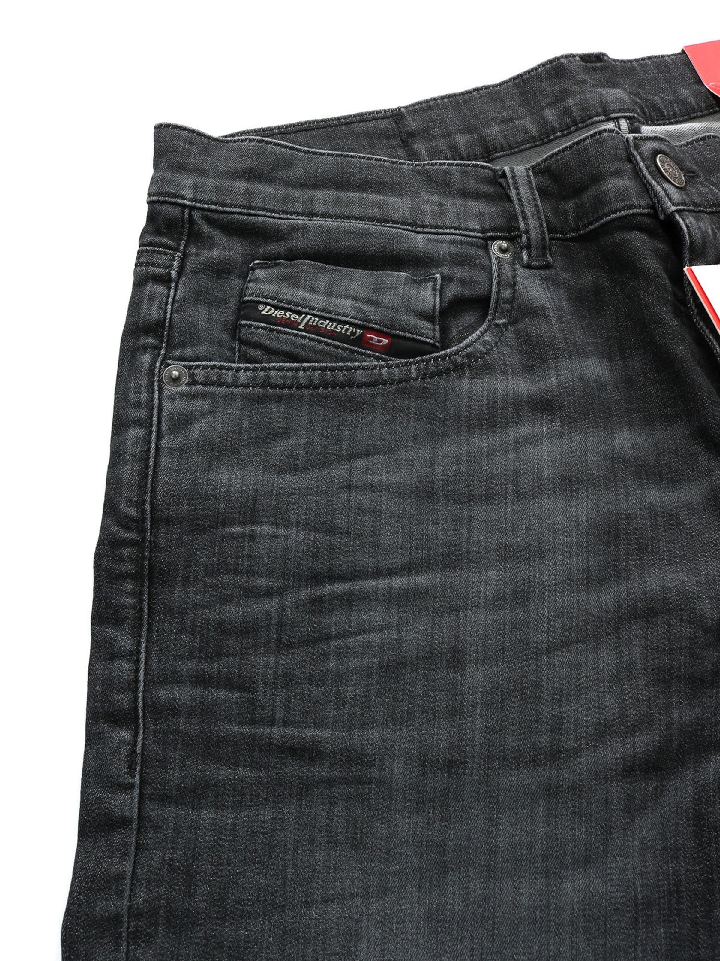 DIESEL Slimfit Jeans 'D-STRUKT SUPERSTRETCH JOGGJEANS'‌‌‌‌‌‌‌‌ in Grau