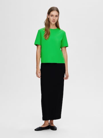 SELECTED FEMME Shirt 'ESSENTIAL' in Green