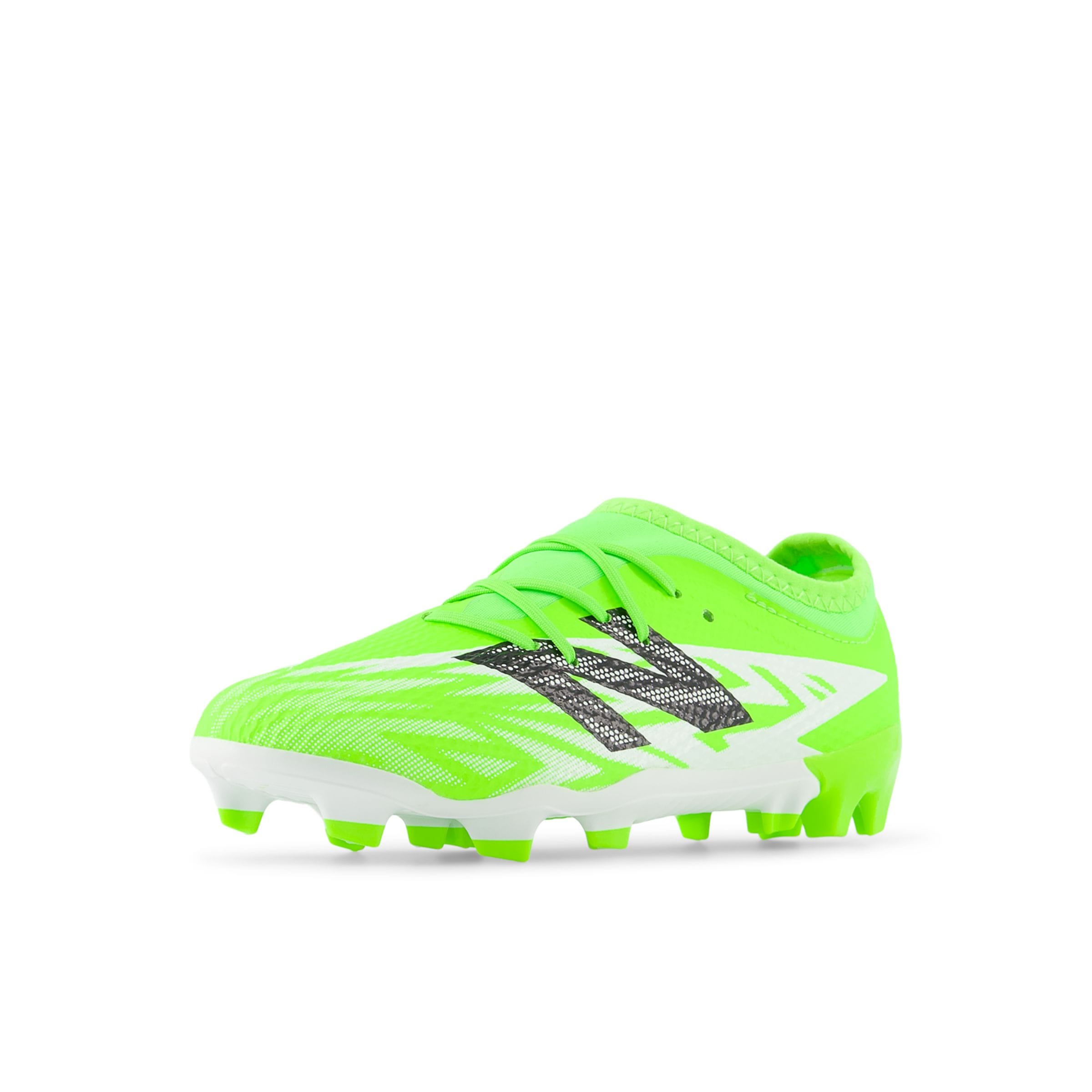 Chaussure de sport new balance en vert : devant