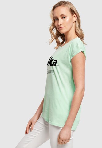 Mister Tee Shirt 'Fika Definition' in Groen