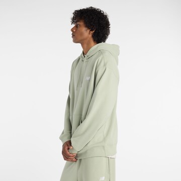 new balance Sweatshirt 'Essentials' in Groen