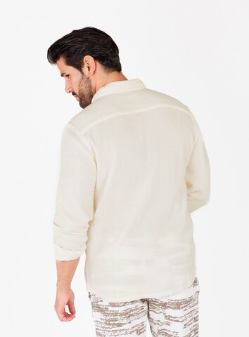 Key Largo - Regular Fit Camisa 'MSH FINCA' em branco