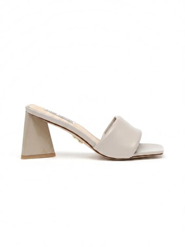 Zoccoletto 'Clear-Sky Greige Sandals' di STEVE MADDEN in grigio