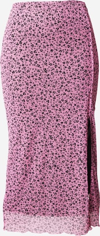 Monki Skirt in Pink: front