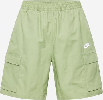 Loosefit Pantaloni cu buzunare de la Nike Sportswear pe verde: față