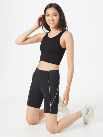 Reebok Skinny Sportshorts 'Workout Ready' in Schwarz