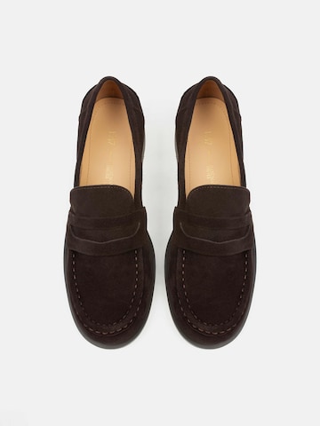 L37 HANDMADE SHOES Instappers 'GOOD ADVICE' in Bruin