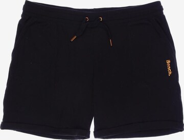 BENCH Shorts in 33 in Black: front