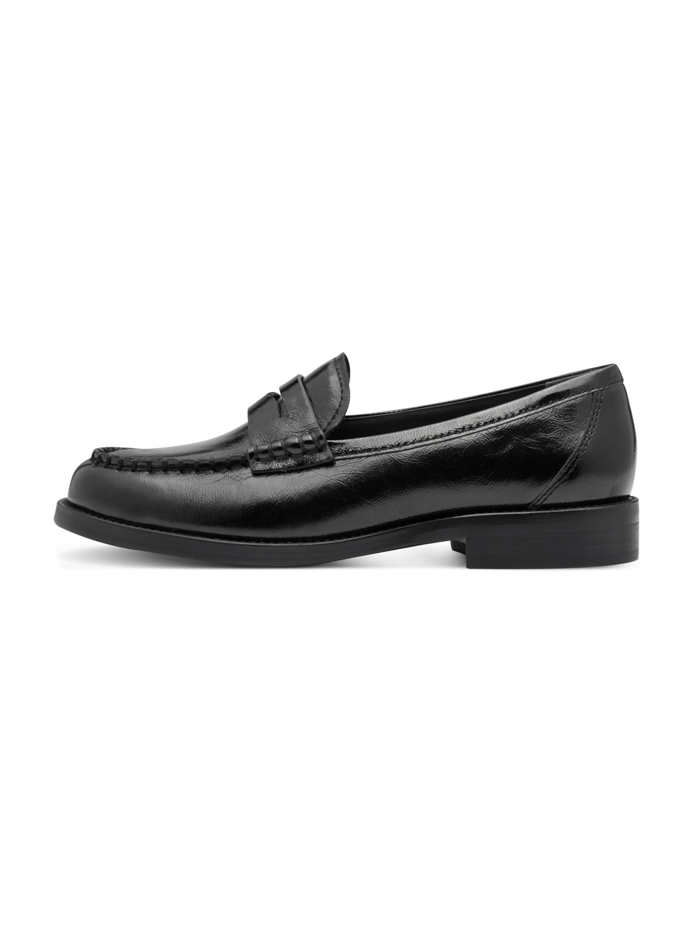 NEWD Slip-ons in Black
