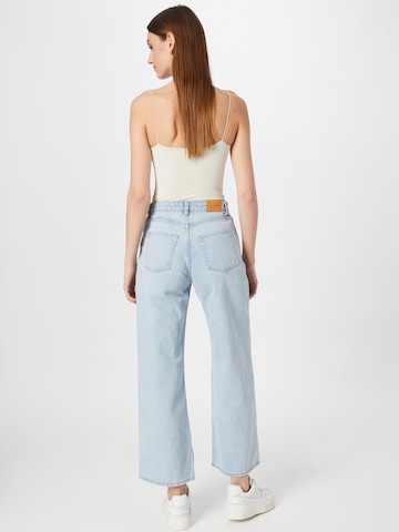 Wide leg Jeans de la Monki pe albastru