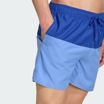 ADIDAS SPORTSWEAR Sportzwembroek in Blauw