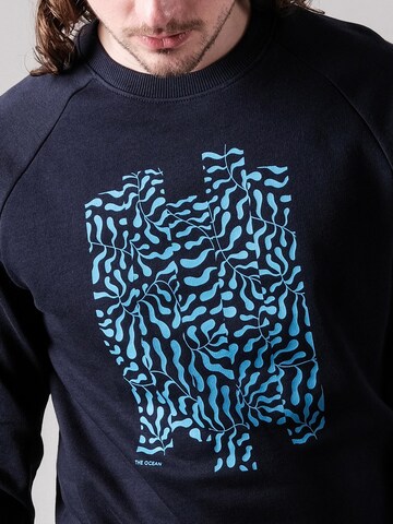 FANTASTIC REALITY STUDIOS Sweatshirt 'THE OCEAN – Bio-Baumwolle'‌‌‌‌‌‌‌‌‌ in Blau