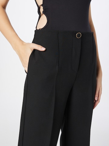 Oasis Regular Панталон с ръб в черно