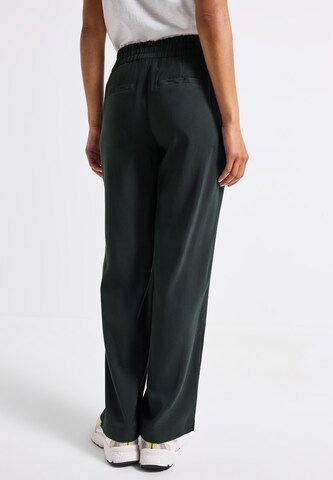 STREET ONE Regular Pants in Green