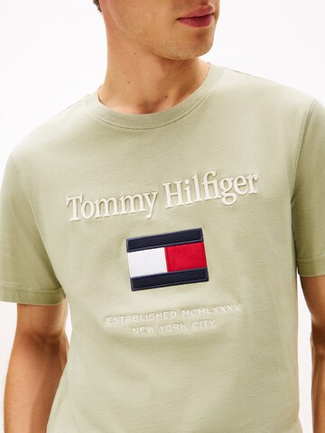 TOMMY HILFIGER T-Shirt in Beige