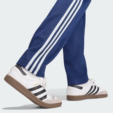 ADIDAS ORIGINALS Regularen Hlače 'Classic' | modra barva