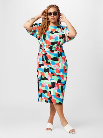 Robe Warehouse Curve en mélange de couleurs