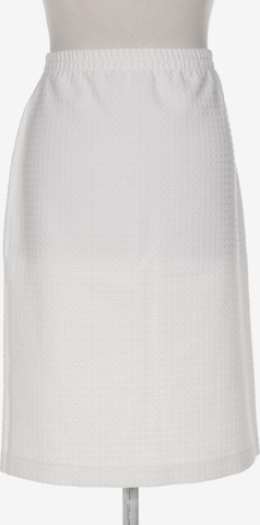 Minx Skirt in M in White: front