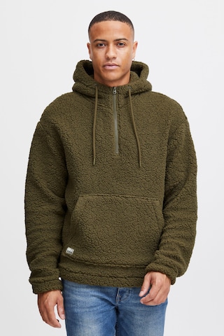 11 Project Sweater 'Daeg' in Green: front