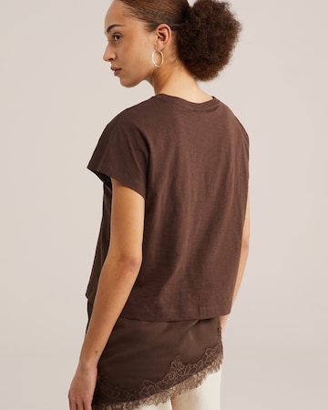 WE Fashion Paita värissä ruskea