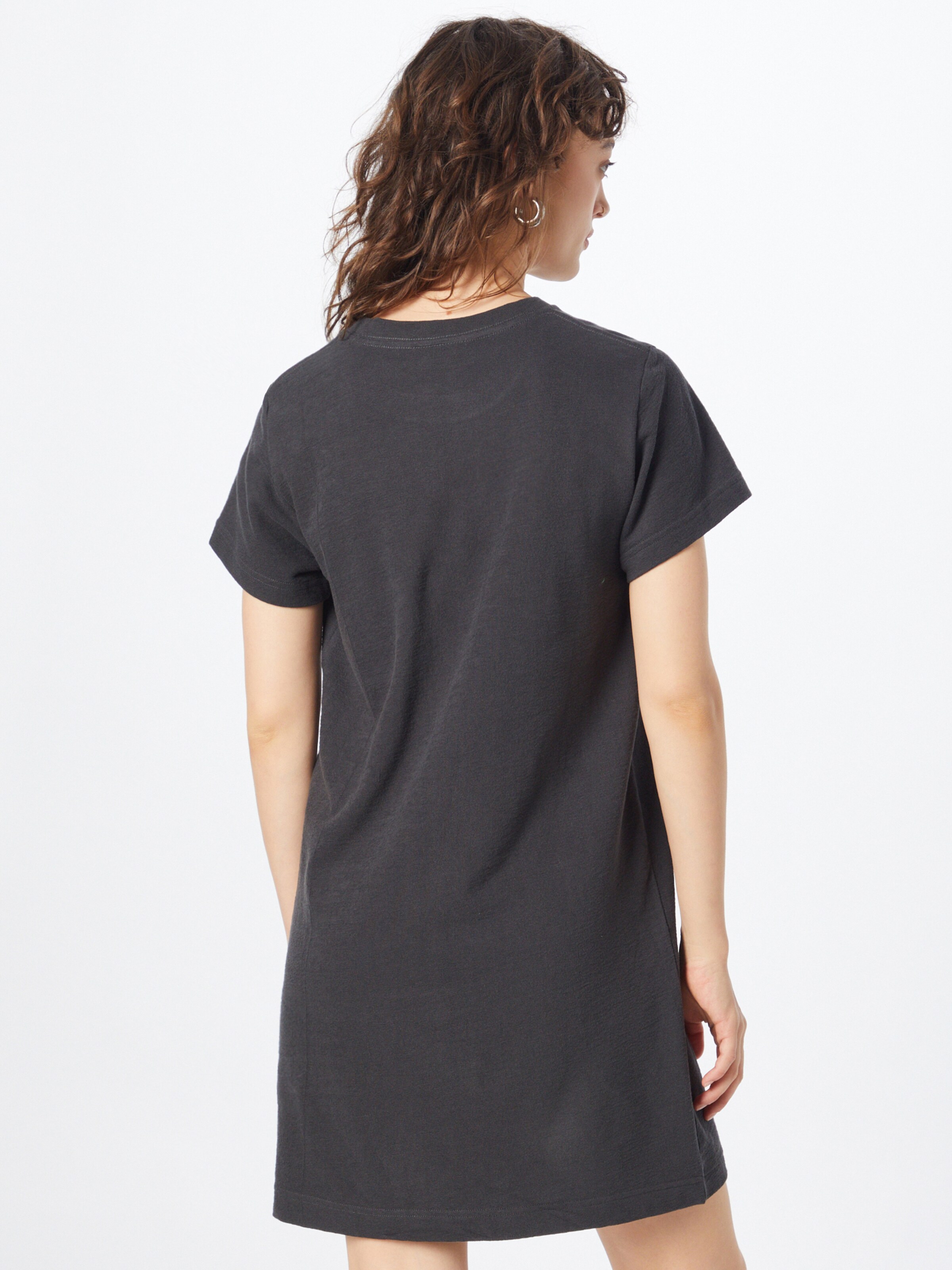 Weekday t cheap shirt kleid
