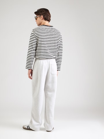 Abercrombie & Fitch Baggy Hose 'ESSENTIAL' in Grau