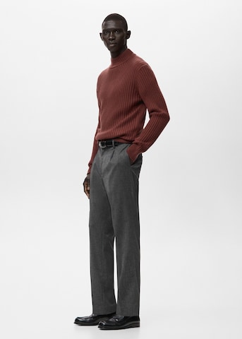 MANGO MAN Regular Pleated Pants 'Zeal' in Grey