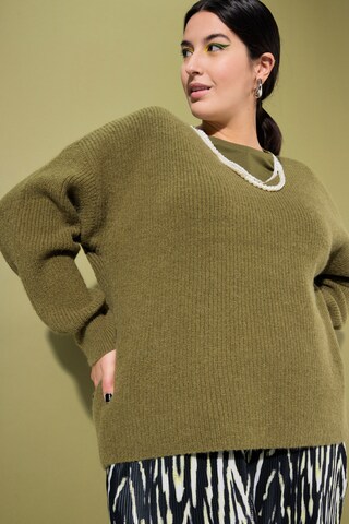 Studio Untold Pullover in Grün