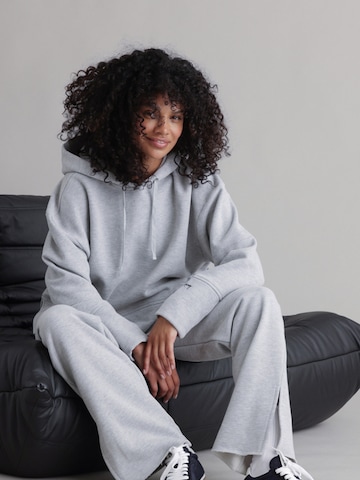 Hey Honey Sweatshirt 'Cosy Hood'‌‌‌‌‌‌‌ in Grau