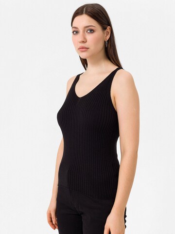 Dandalo Knitted top in Black