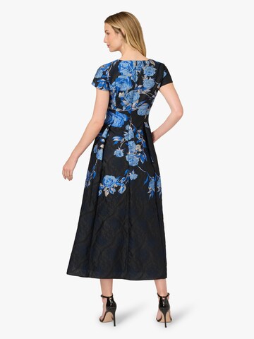 Adrianna Papell Jurk 'Split Neck Jacquard Dress' in Blauw