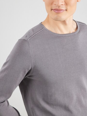 Pull-over 'Rikono' DRYKORN en gris